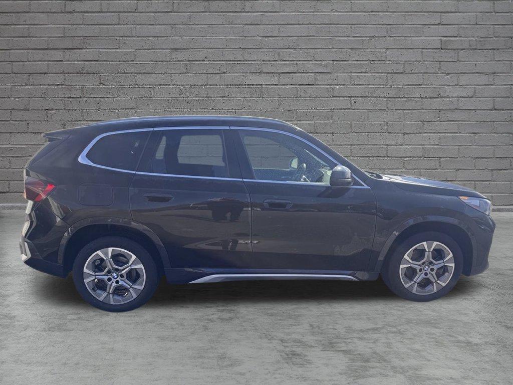 Used 2025 BMW X1 xDrive28i AWD/4WD image 9