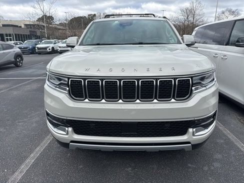 Used 2022 Jeep Wagoneer Series II image 7