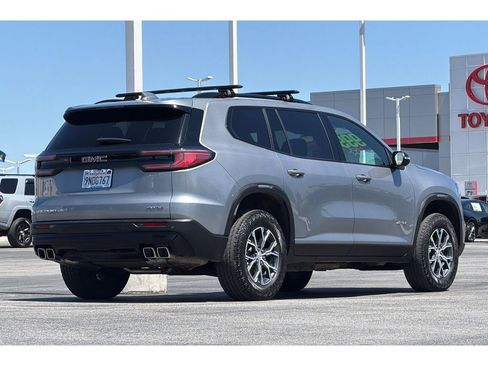 Used 2024 GMC Acadia AT4 w/ Luxury Package AWD/4WD image 4