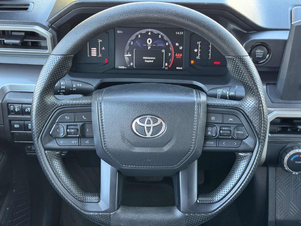 Used 2025 Toyota Tacoma SR5 AWD/4WD image 11