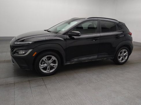 Used 2023 Hyundai Kona SEL image 2