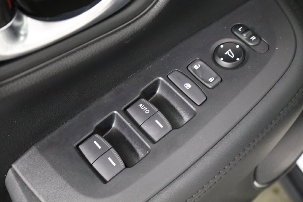 Used 2026 Honda HR-V LX image 19