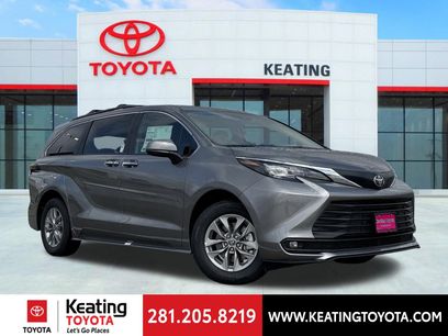 New 2026 Toyota Sienna XLE