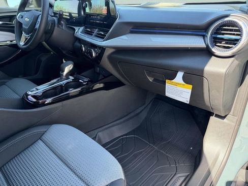 New 2026 Chevrolet Trax LT image 47
