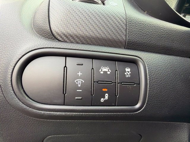 Used 2017 Kia Forte S w/ S Premium Package FWD image 11