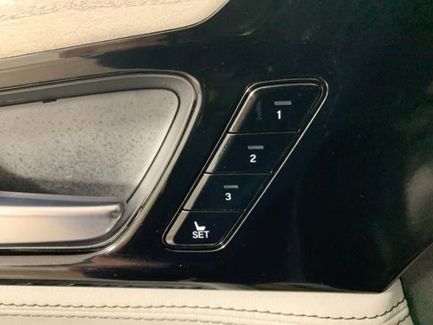 Used 2025 Acura MDX w/ Advance Package image 16