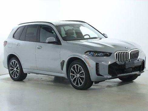 Used 2025 BMW X5 xDrive40i image 9