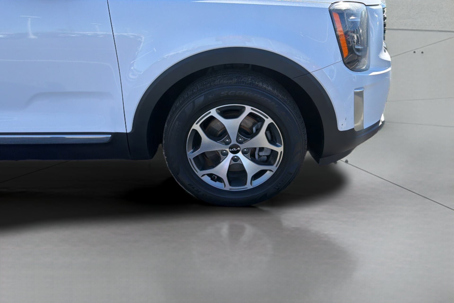 Used 2022 Kia Telluride EX w/ Towing Package FWD image 35