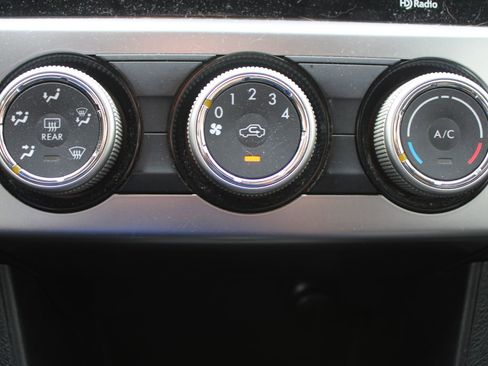 Used 2015 Subaru Crosstrek 2.0i Premium w/ Popular Package #1 image 35