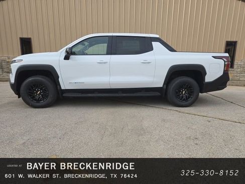 New 2025 Chevrolet Silverado EV LT image 4