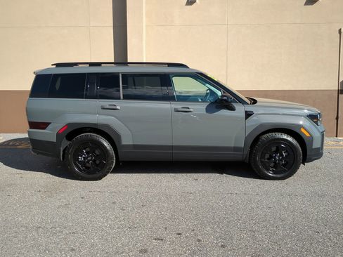 Used 2025 Hyundai Santa Fe XRT image 3