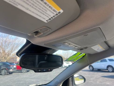 Used 2016 Chevrolet Cruze LT image 30