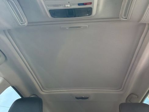 Used 2018 Subaru Forester 2.5i Limited AWD/4WD image 9