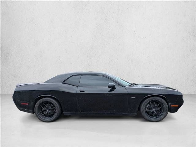 Used 2019 Dodge Challenger R/T RWD image 4