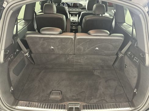 Used 2024 Mercedes-Benz GLS 450 4MATIC image 25