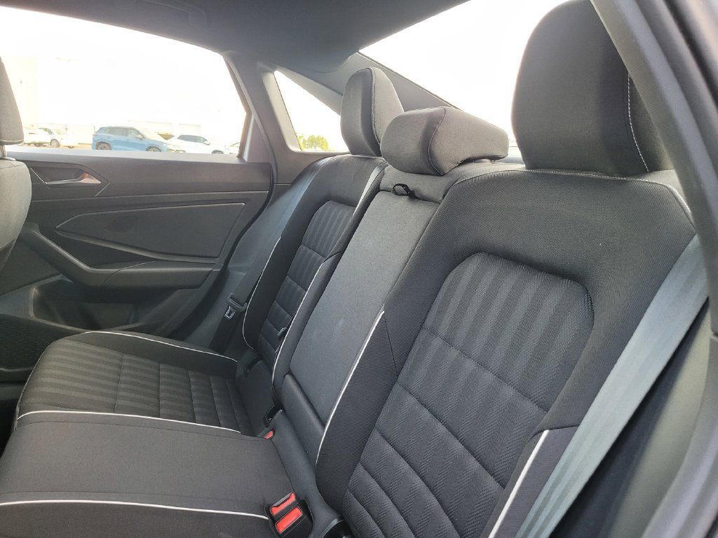 Used 2023 Volkswagen Jetta Sport FWD image 14