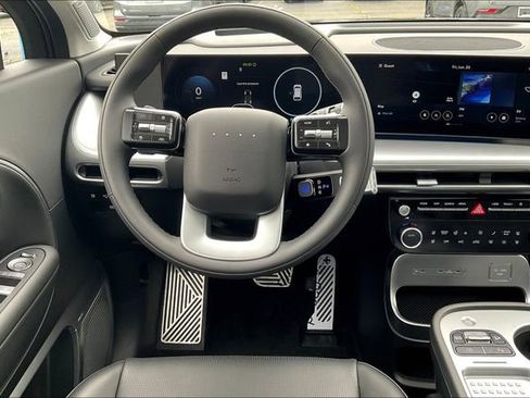 New 2026 Hyundai Ioniq 9 Calligraphy image 14