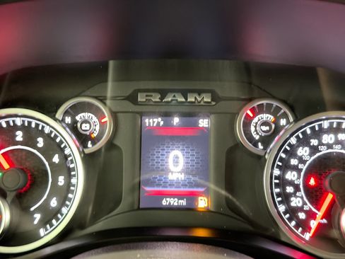 Used 2025 RAM 1500 Tradesman w/ Night Edition AWD/4WD image 12