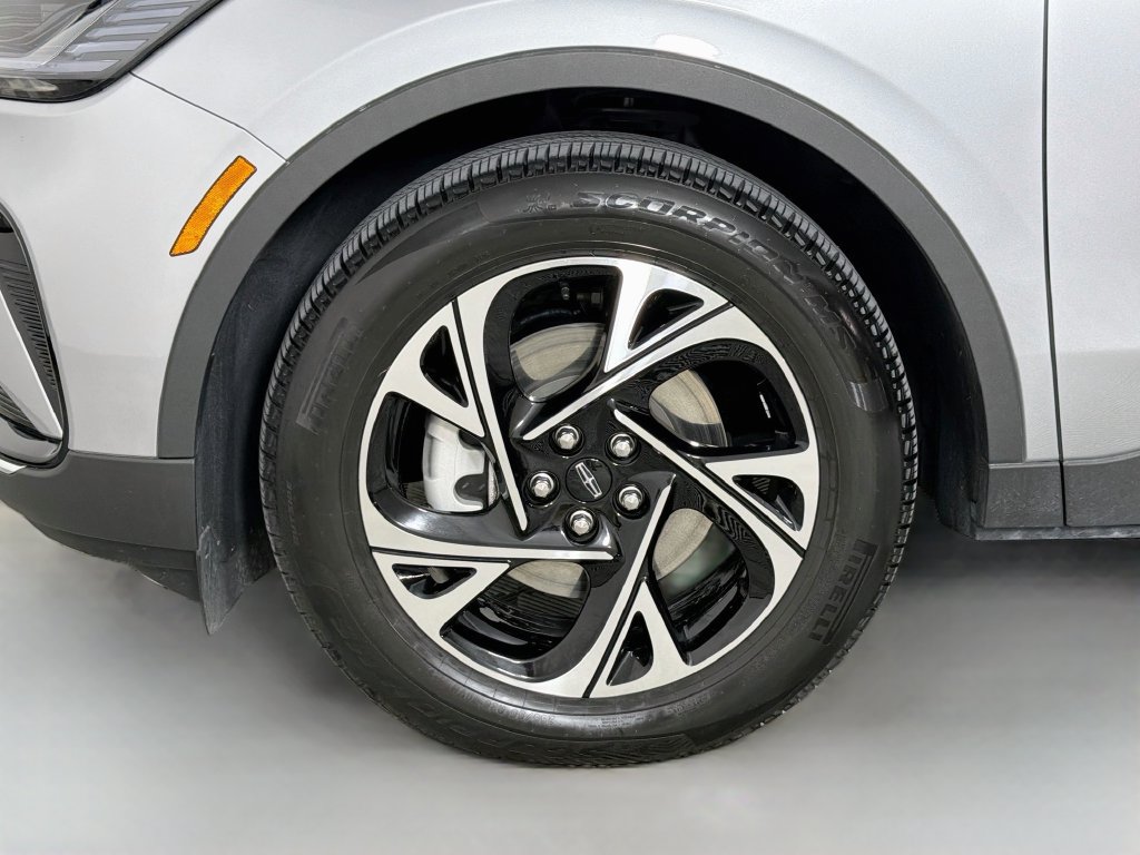 Used 2026 Lincoln Nautilus Premier w/ Equipment Group 102A AWD/4WD image 32