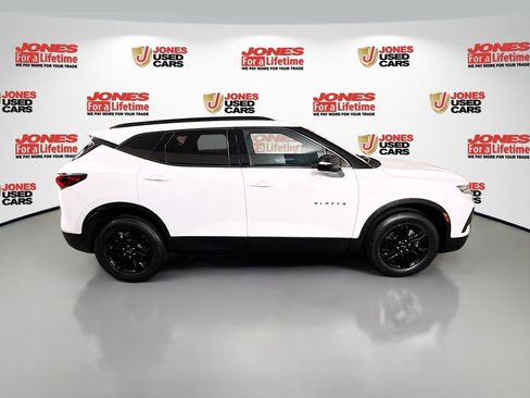 Used 2021 Chevrolet Blazer LT FWD image 16