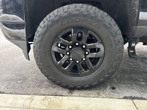 Used 2019 Chevrolet Silverado 2500 LTZ w/ Duramax Plus Package image 8