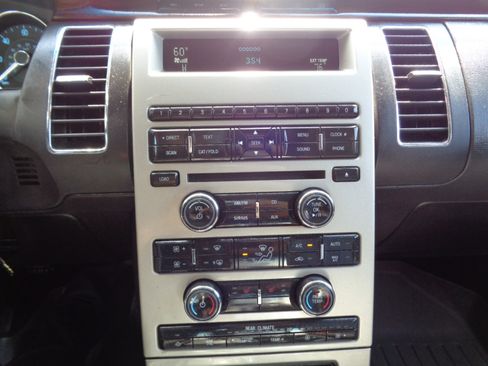 Used 2011 Ford Flex SEL w/ Rapid Spec Order Code image 22