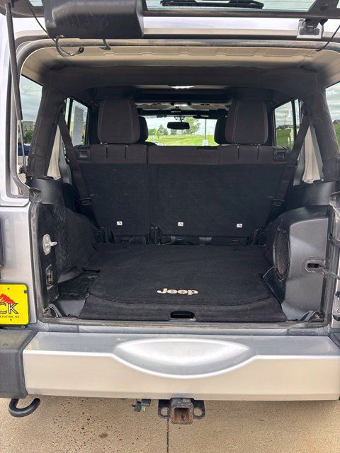 Used 2014 Jeep Wrangler Unlimited Sahara w/ Max Tow Package AWD/4WD image 14