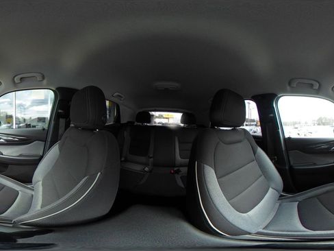 Used 2025 Chevrolet TrailBlazer LT image 47