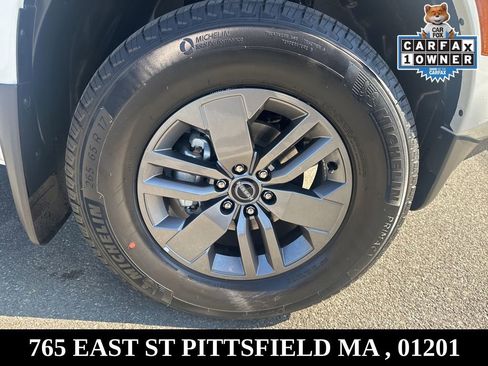 Used 2025 Nissan Frontier SV image 22