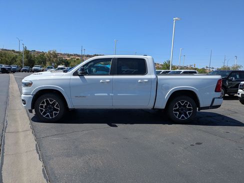 Used 2025 RAM 1500 Laramie w/ Sport Appearance Package AWD/4WD image 6