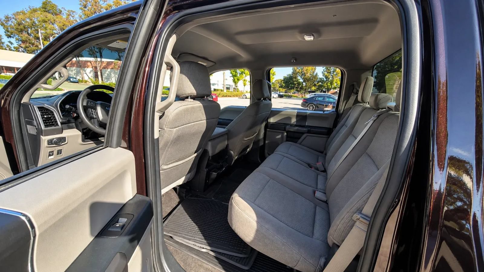 Used 2020 Ford F150 XLT w/ Equipment Group 301A Mid AWD/4WD image 18