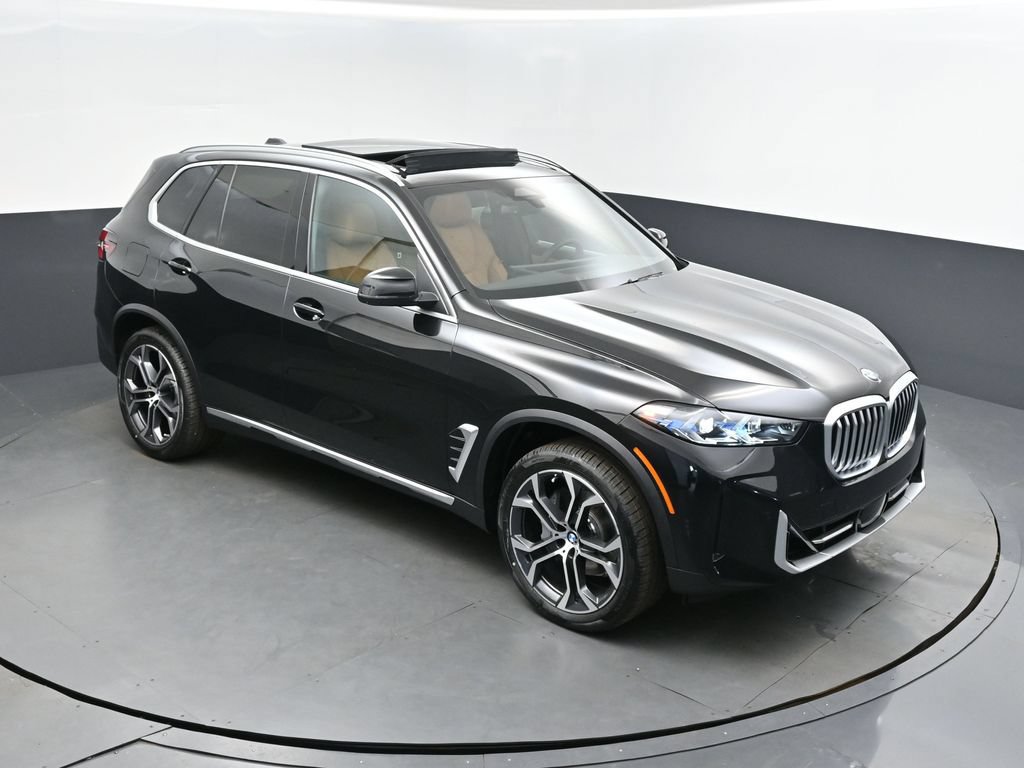 Certified 2026 BMW X5 sDrive40i w/ Parking Assistance Package RWD image 36