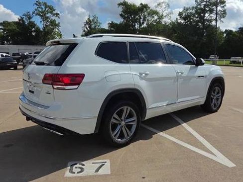 Used 2019 Volkswagen Atlas SEL R-Line AWD/4WD image 8