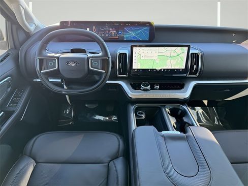 New 2025 Ford Expedition Max Platinum w/ Platinum Ultimate Package image 6