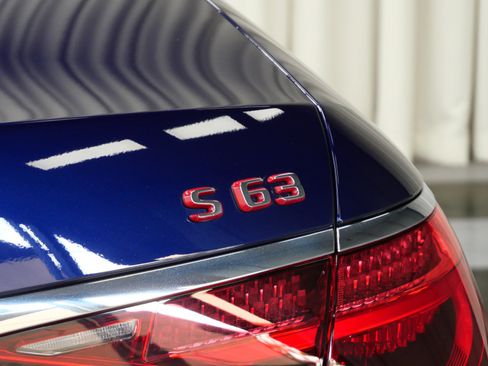 Used 2024 Mercedes-Benz S 63 AMG S image 47