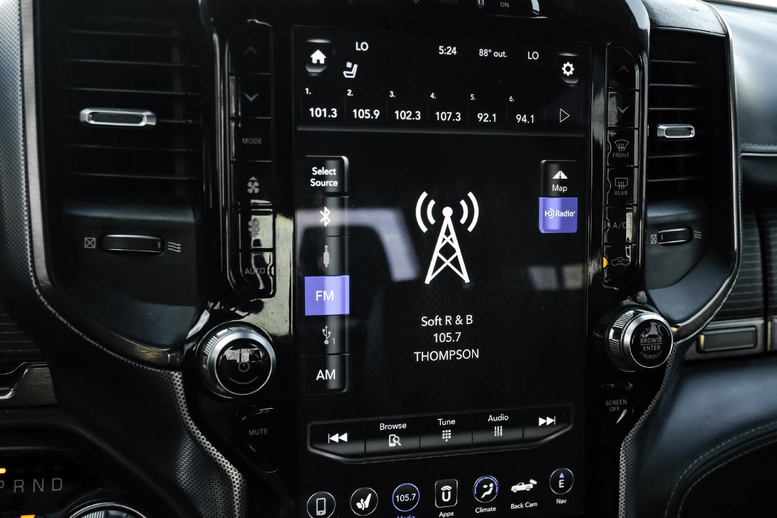 Used 2020 RAM 1500 Limited AWD/4WD image 30
