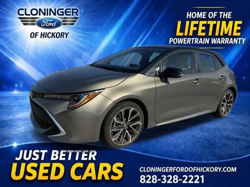 Used 2020 Toyota Corolla XSE FWD image 1