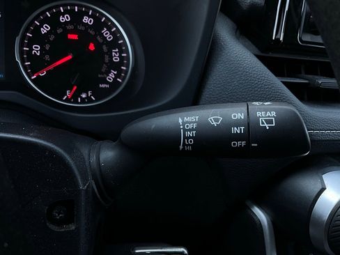 Used 2021 Toyota RAV4 LE image 33