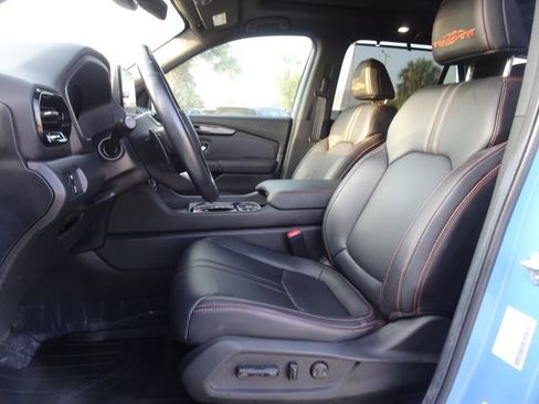 Certified 2025 Honda Pilot TrailSport image 7