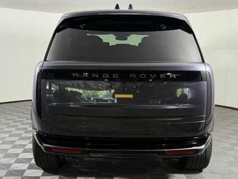 New 2025 Land Rover Range Rover Long Wheelbase SE image 6