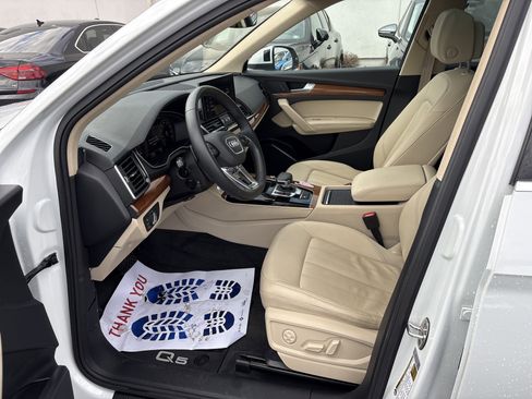 Used 2021 Audi Q5 Premium Plus w/ Premium Plus Package image 19