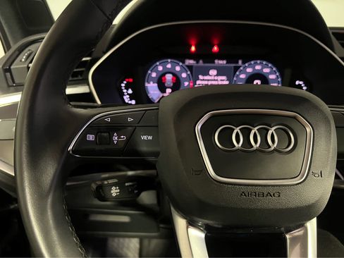 Used 2023 Audi Q3 2.0T Premium Plus w/ Premium Plus Package AWD/4WD image 19