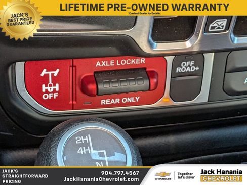 Used 2024 Jeep Wrangler Willys image 23