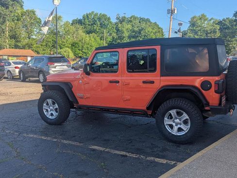 Used 2019 Jeep Wrangler Unlimited Sport S AWD/4WD image 6