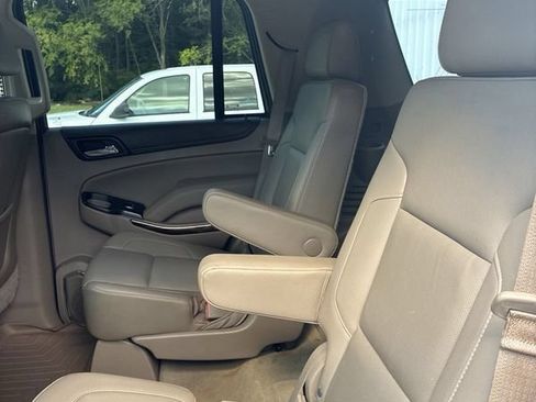 Used 2016 GMC Yukon SLT RWD image 6