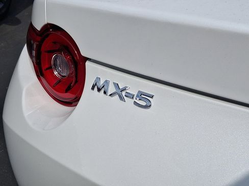 New 2025 MAZDA MX-5 Miata Grand Touring image 5