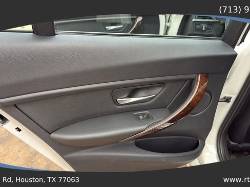 Used 2014 BMW 328i Sedan RWD image 26