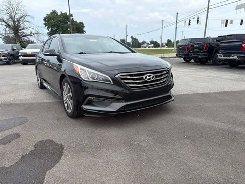 Used 2016 Hyundai Sonata Sport w/ Option Group 03 FWD image 4