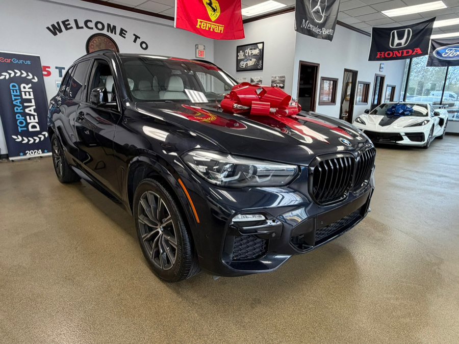 Used 2021 BMW X5 xDrive40i w/ M Sport Package AWD/4WD image 3