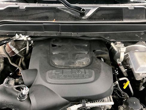 Used 2022 RAM 2500 Big Horn w/ Level 1 Equipment Group image 33